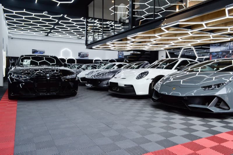 Site web concessionnaire automobile — création sur-mesure freelance